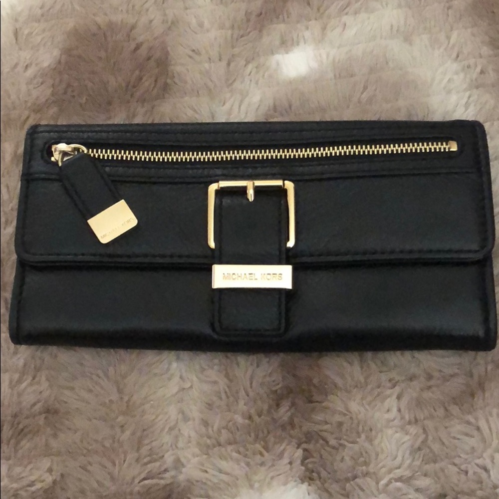 Michael Kors black leather wallet
